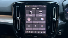 Volvo XC40 2.0 B3P Plus Black Edition 5dr Auto Petrol Estate